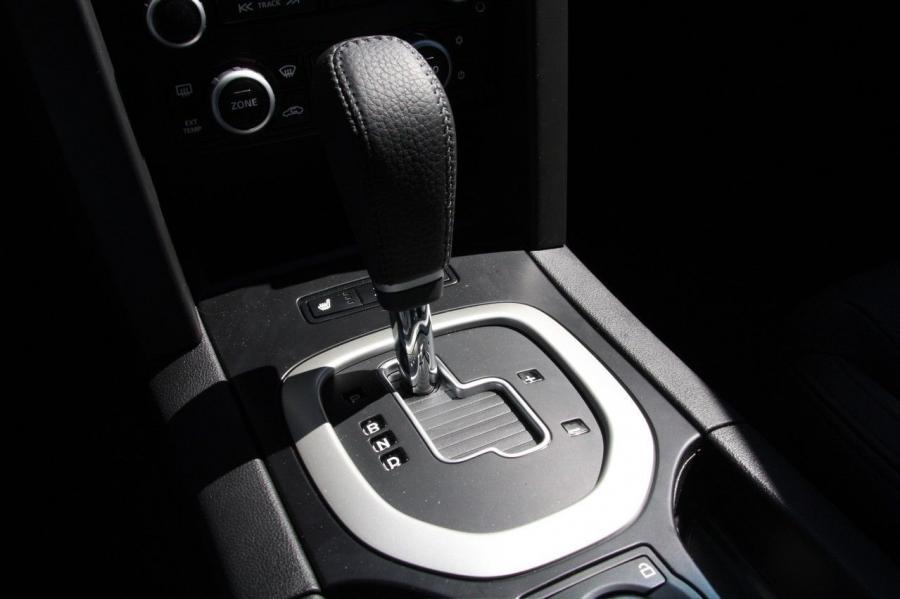  Pontiac G8 2008 года  (фото 26 из 85)